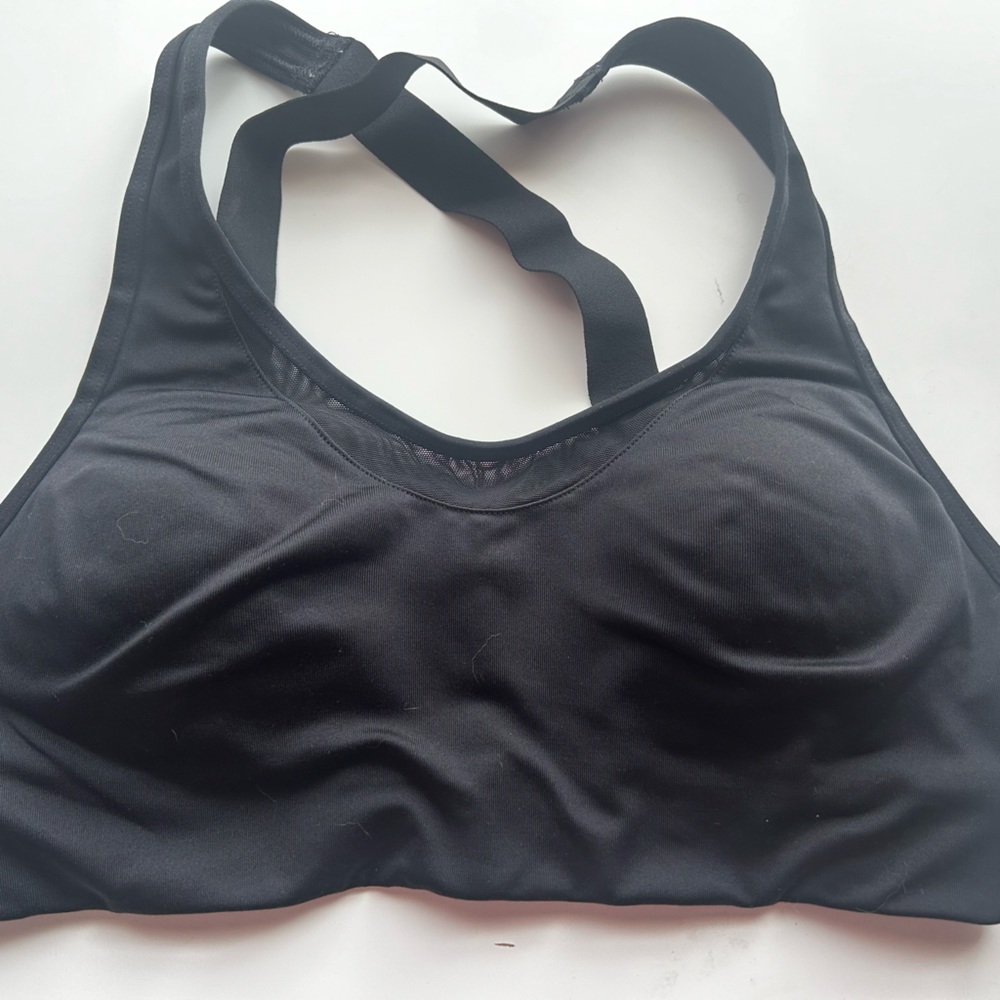 PINK sports bra size M/36B